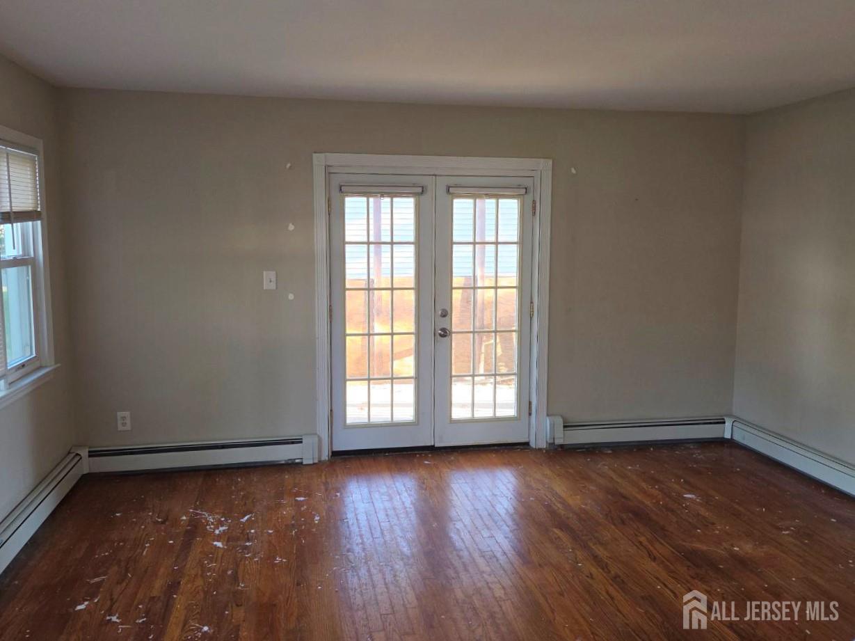 1438 Huron Road Image 3