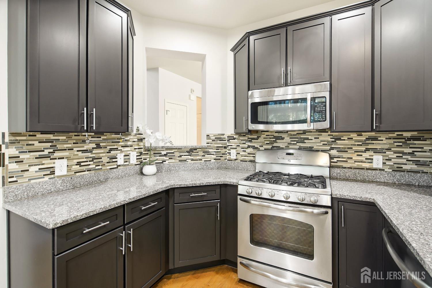 1105 Fir Court, Franklin Twsp, NJ, 08873 image 11