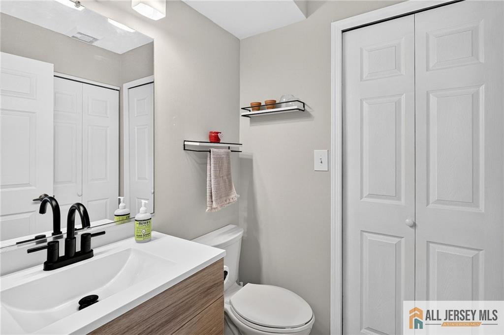 1 Cambridge Drive A, Monroe, NJ, 08831 image 10