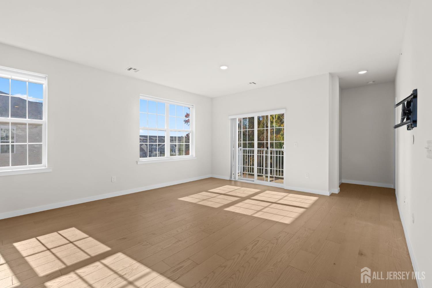 644 Lorhan Drive, Piscataway, NJ, 08854 image 10