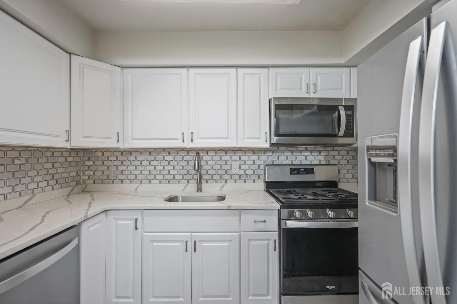 53 Foxtail Lane, South Brunswick, NJ, 08852 image 11