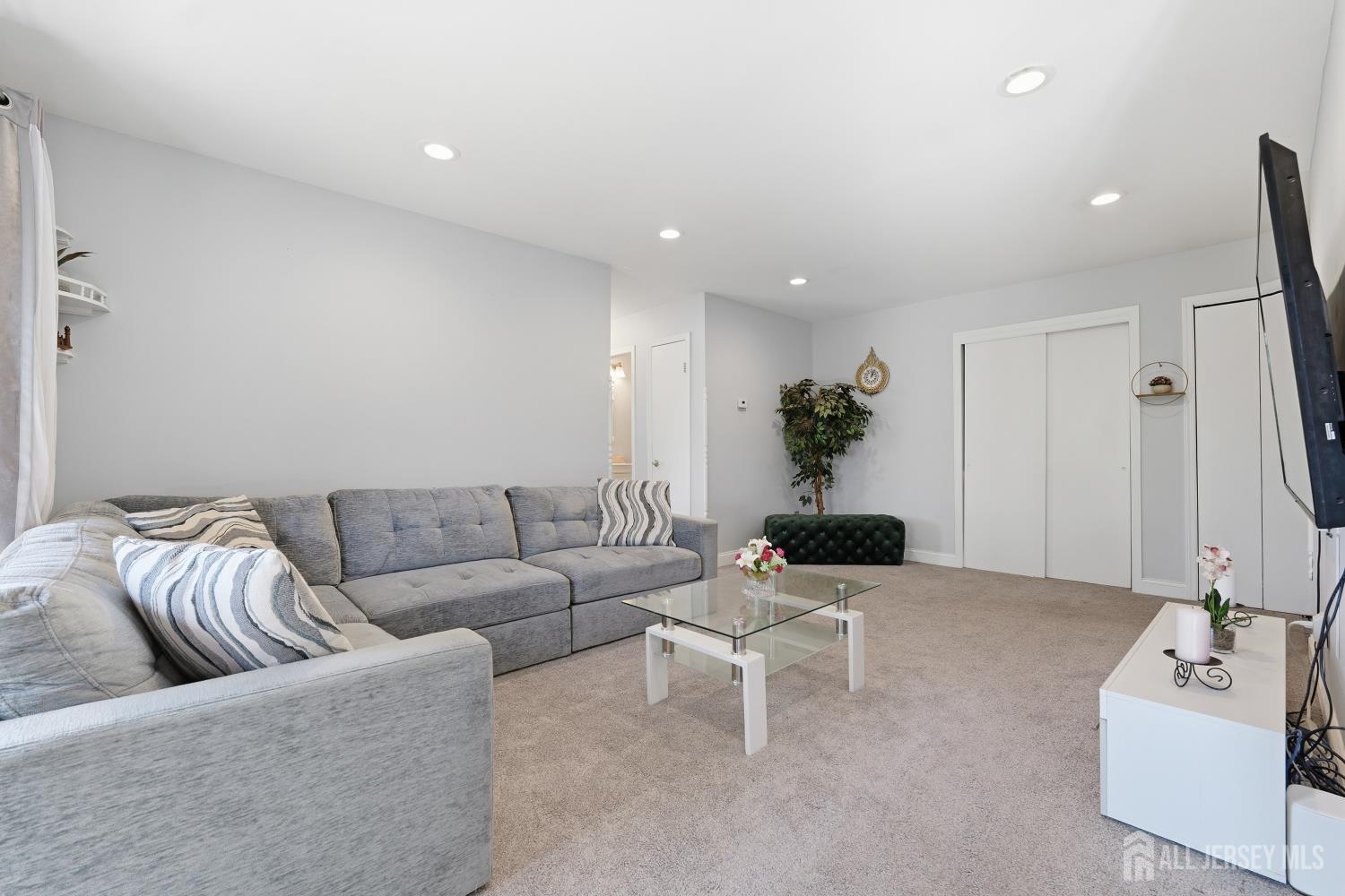 23 Powderhorn Court Image 4