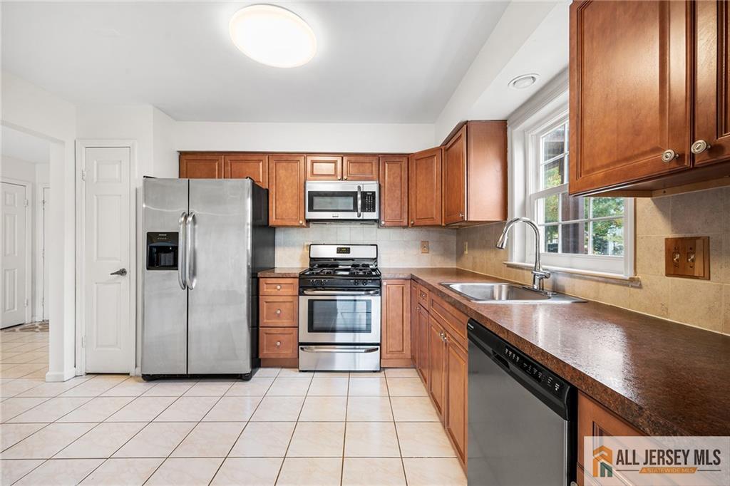 16 Andrew Johnson Drive B, Monroe, NJ, 08831 image 12