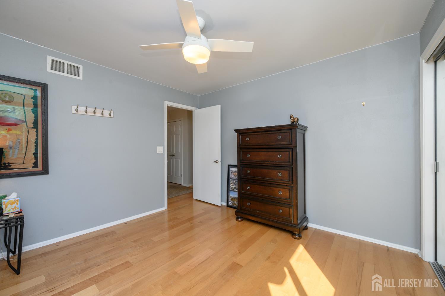 46 Davids Court, South Brunswick, NJ, 08810 image 17