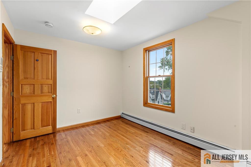 65 Livingston Avenue, Kearny, NJ, 07032 image 16