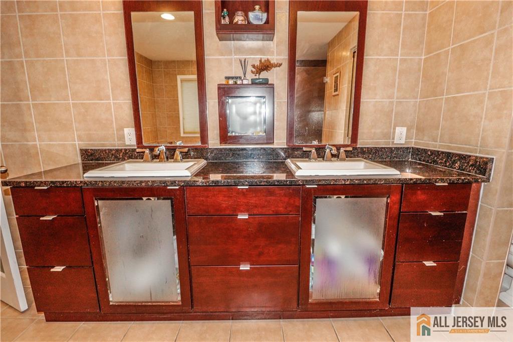 13 Ramsey Road, Edison, NJ, 08820 image 12