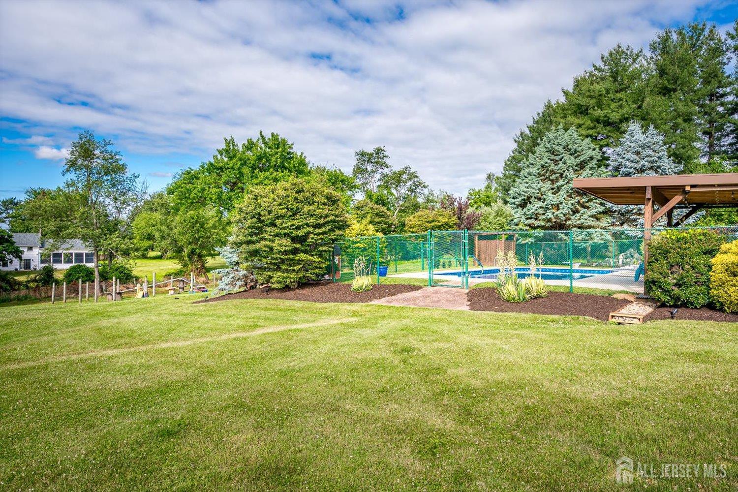 327 Summer Road, Branchburg, NJ, 08853 image 58