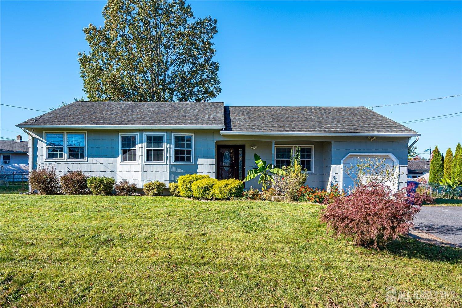 932 Eva Street, Piscataway, NJ, 08854