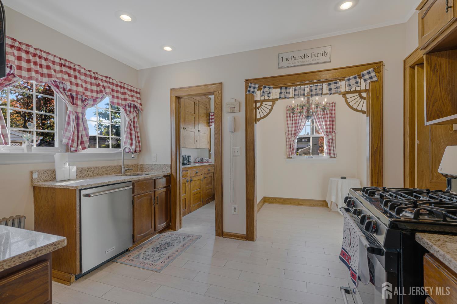 206 Walnut Street, Middlesex, NJ, 08846 image 16