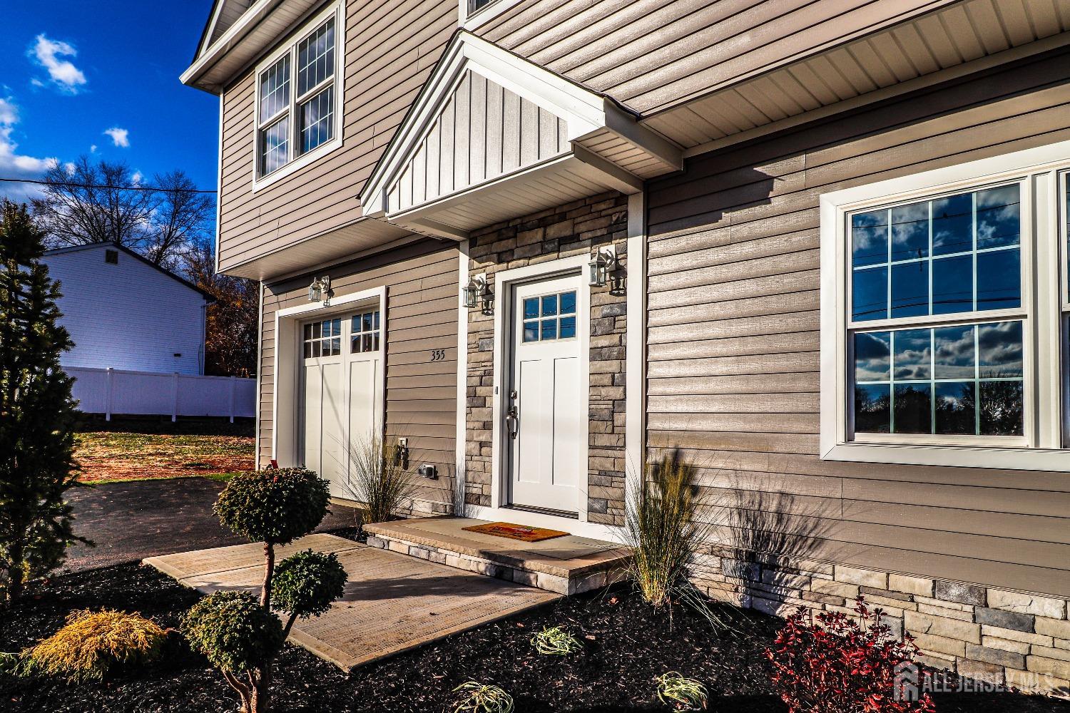 351 Cobb Way Image 5