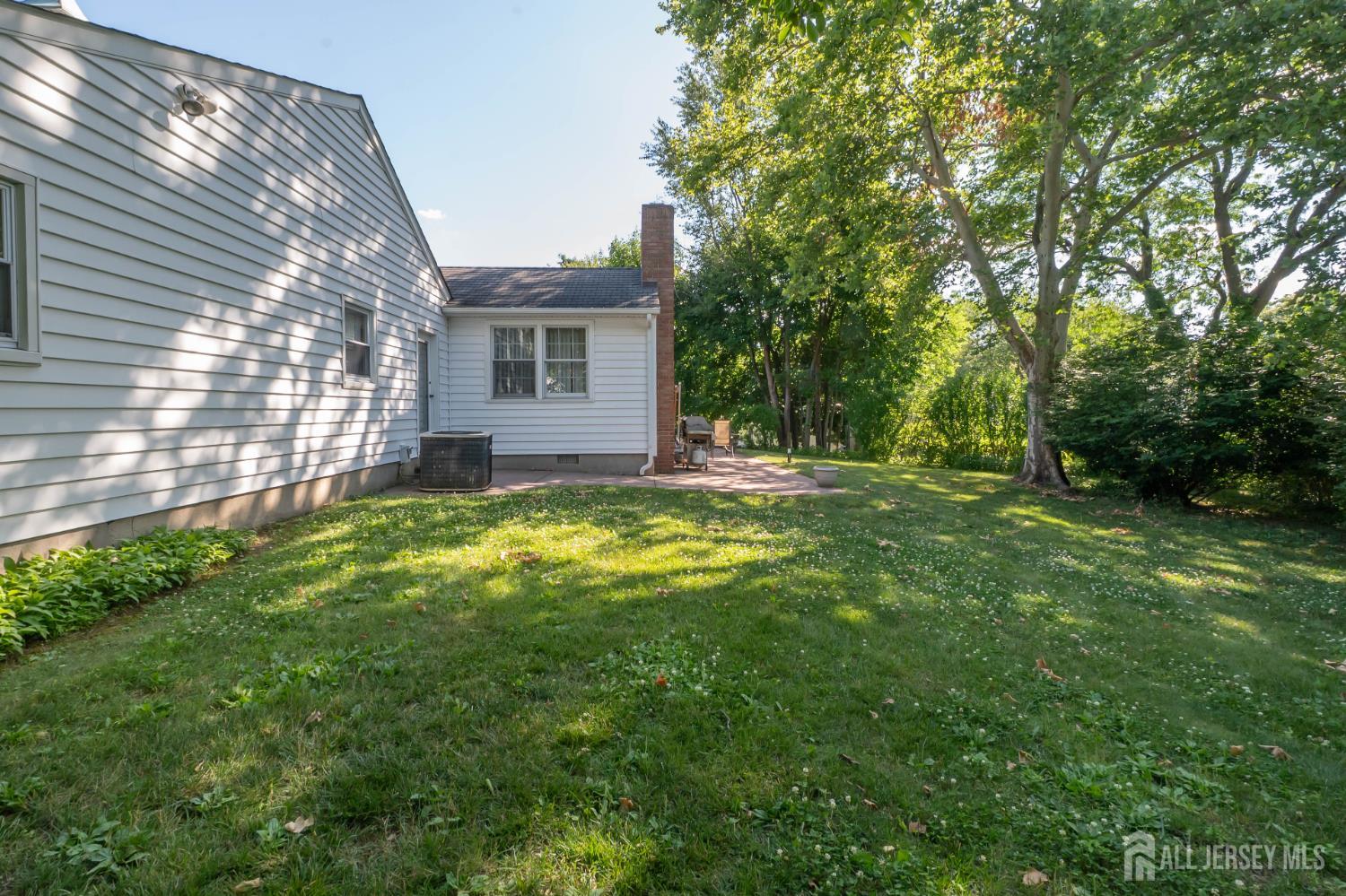 5 Pardun Street, Milltown, NJ, 08850 image 33
