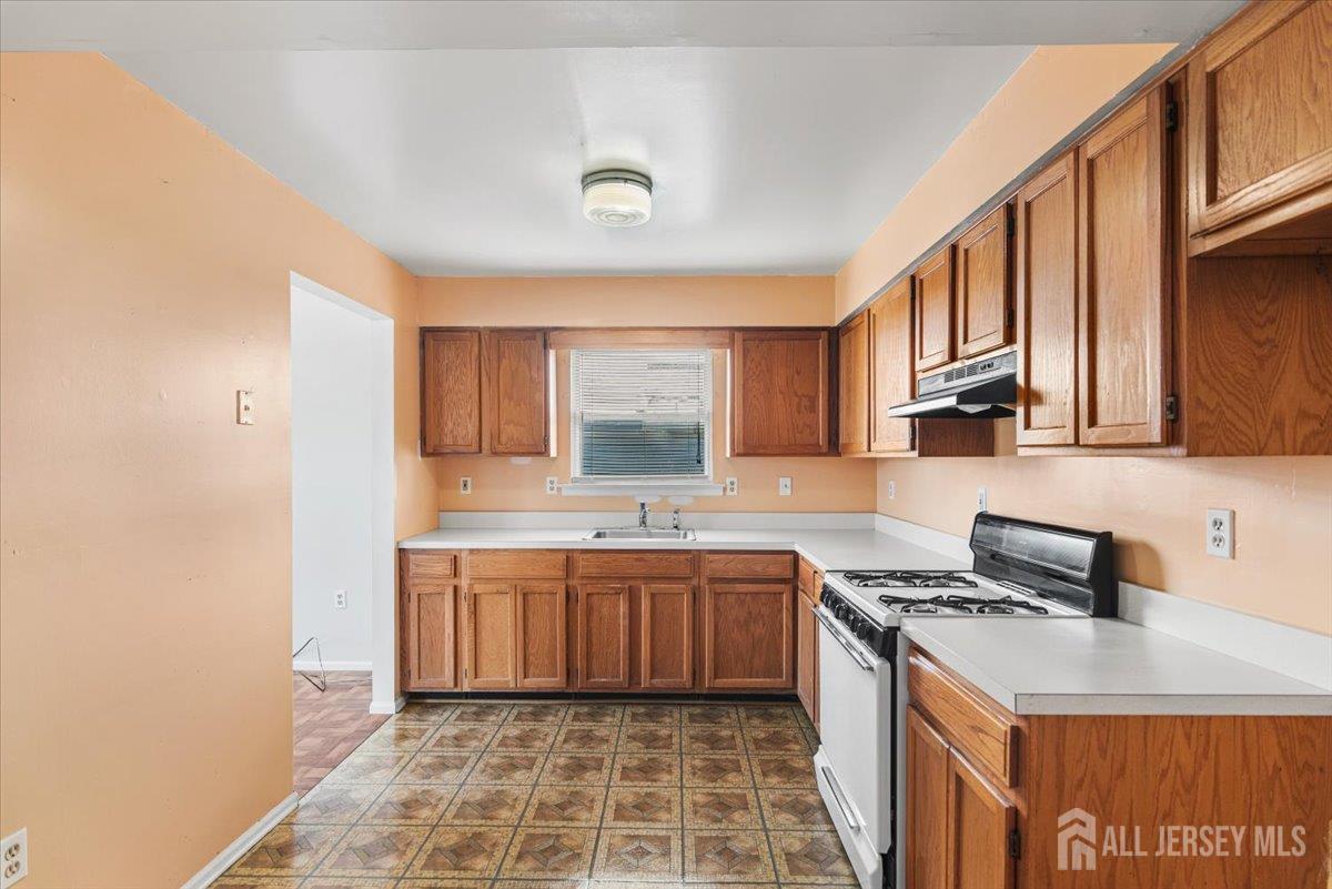 32 Mckinley Avenue, Carteret, NJ, 07008 image 13