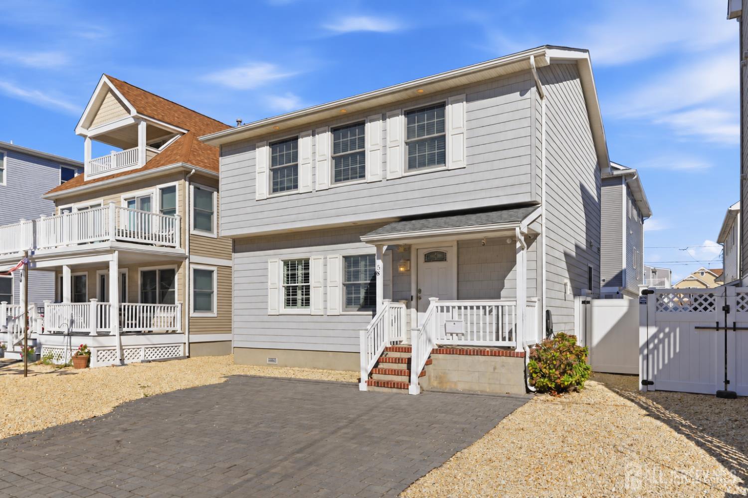 50 Fort Avenue Image 2