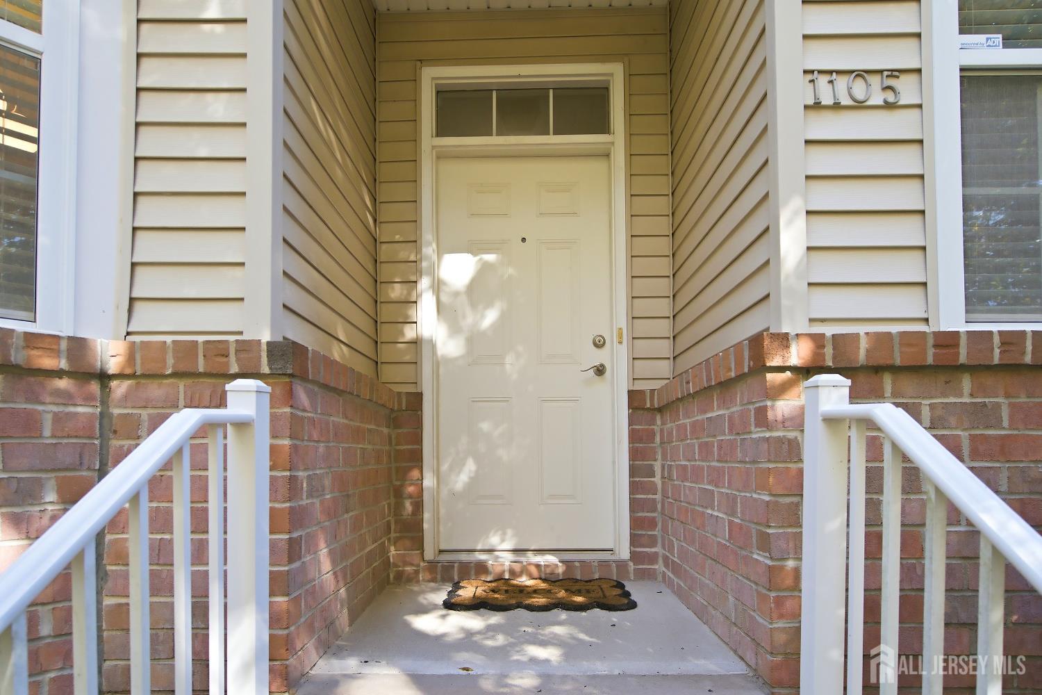 1105 Fir Court Image 3