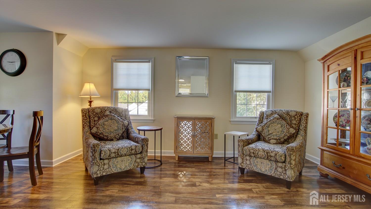 108 Hanover Lane P Image 4