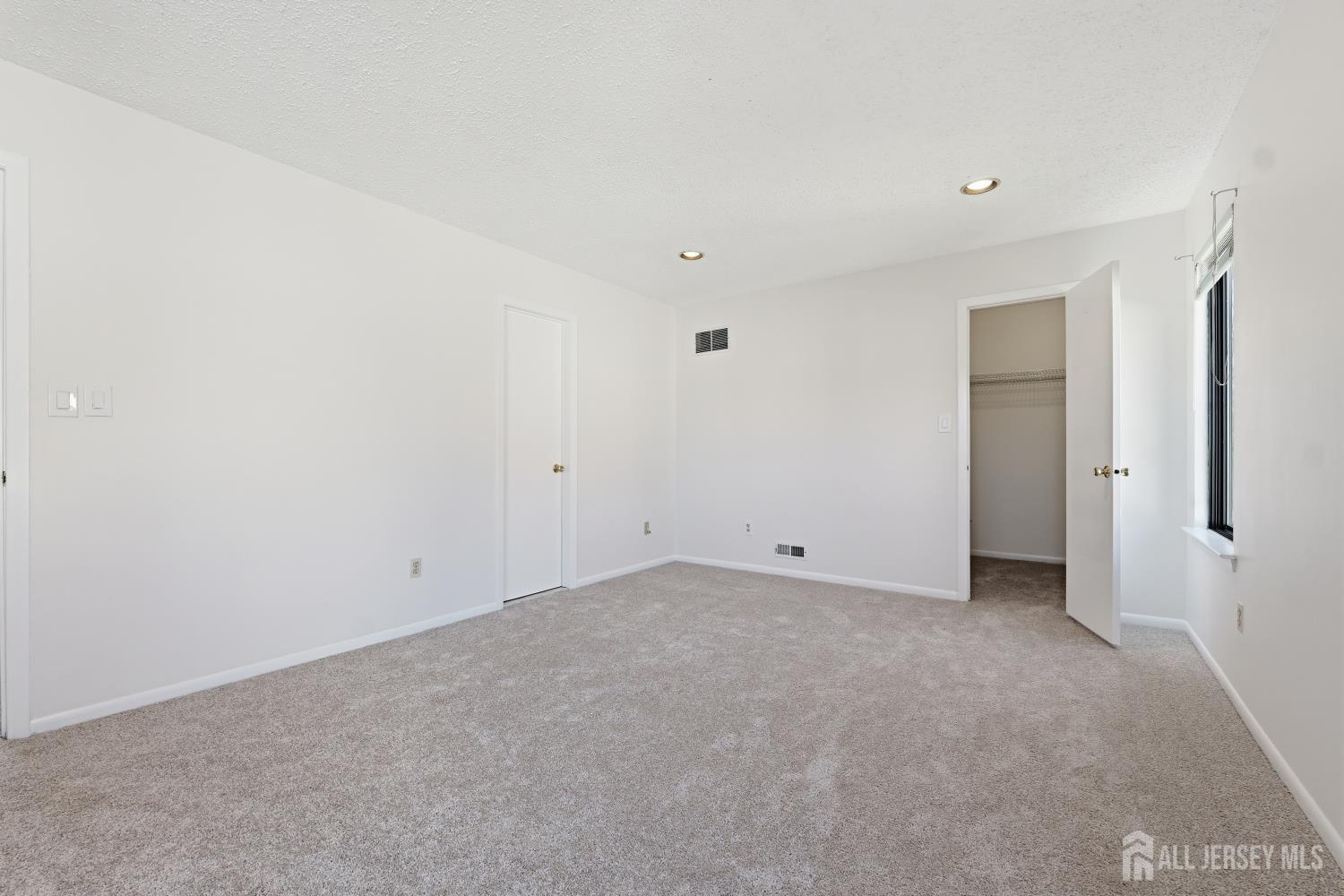 17 Park Gate Drive, Edison, NJ, 08820 image 26