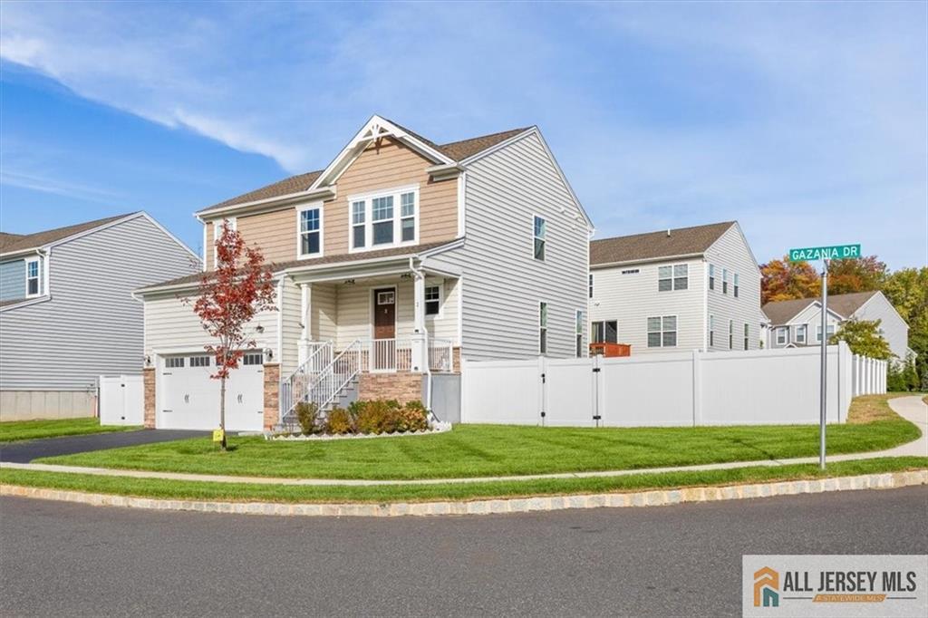 2 Gazania Drive Image 1