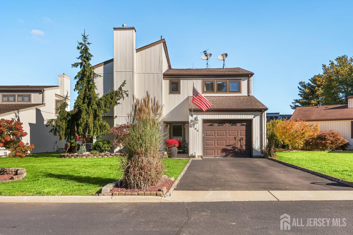 194 Starlight Court Image 4