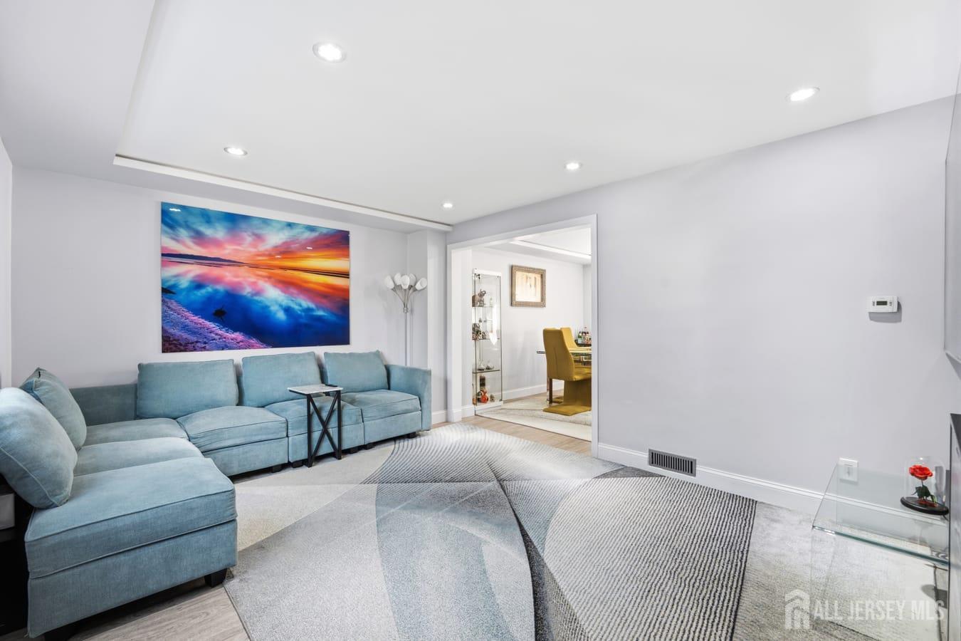 263 Newman Street Image 3