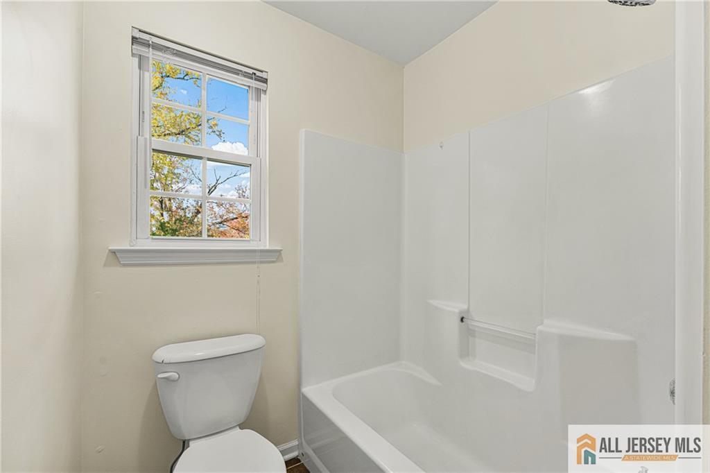 643 Drake Avenue, Middlesex, NJ, 08846 image 24