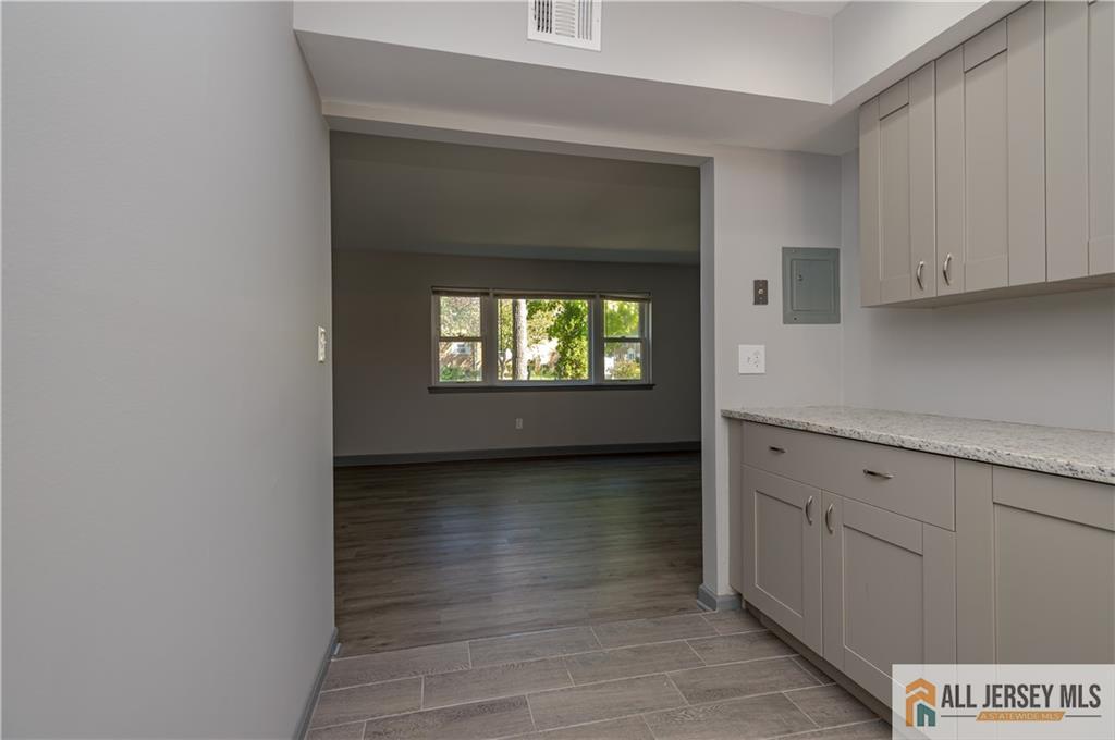27 Judson Street 15A Image 5