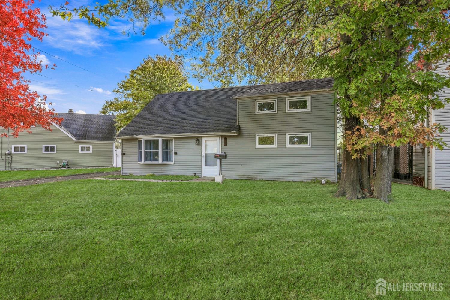19 David Court, Colonia, NJ, 07067