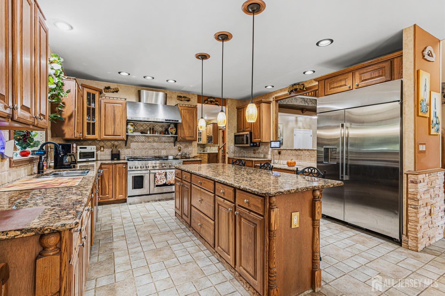 2 Lexington Court, Monroe, NJ, 08831 image 19