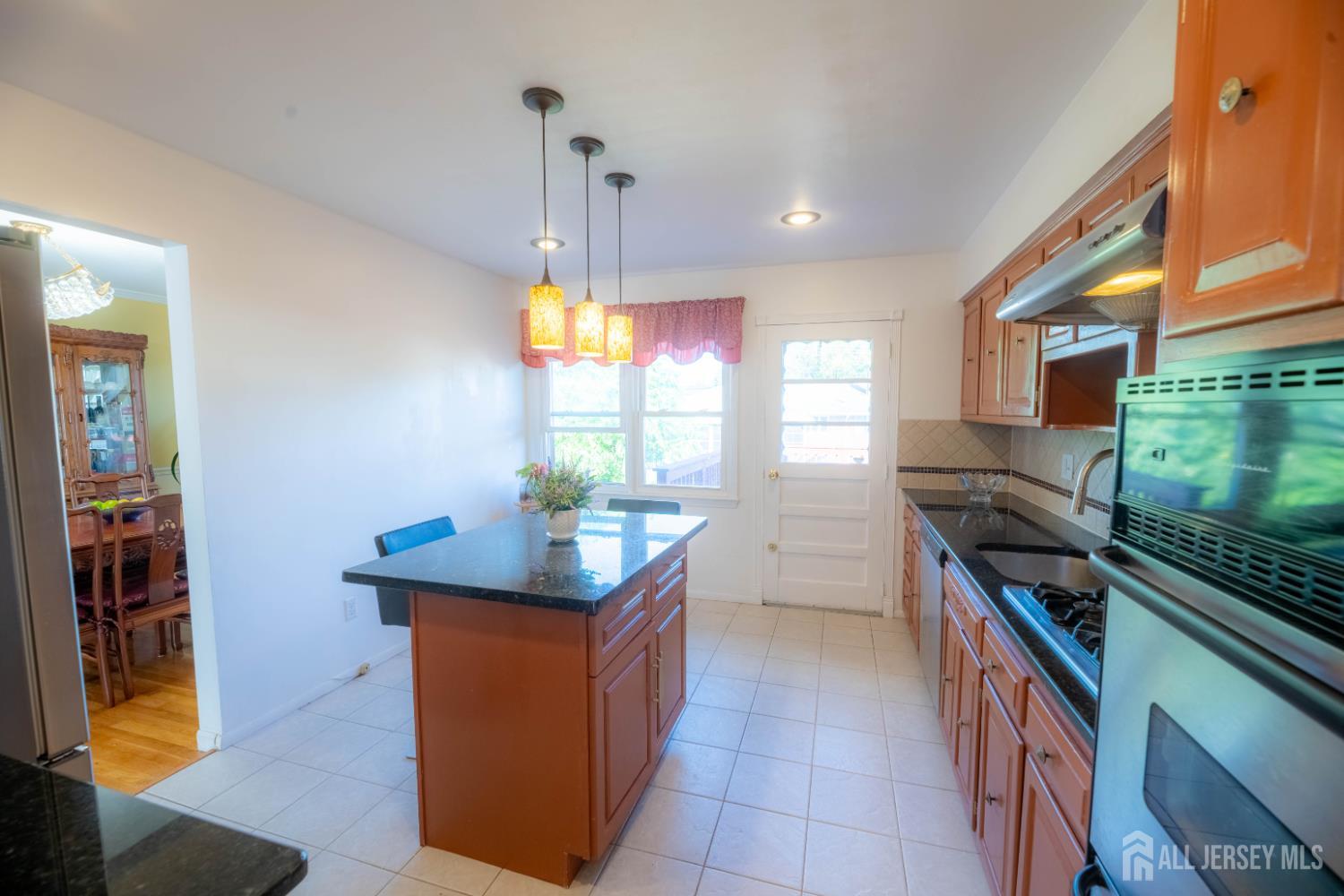 4 Charles Court, Edison, NJ, 08820 image 13