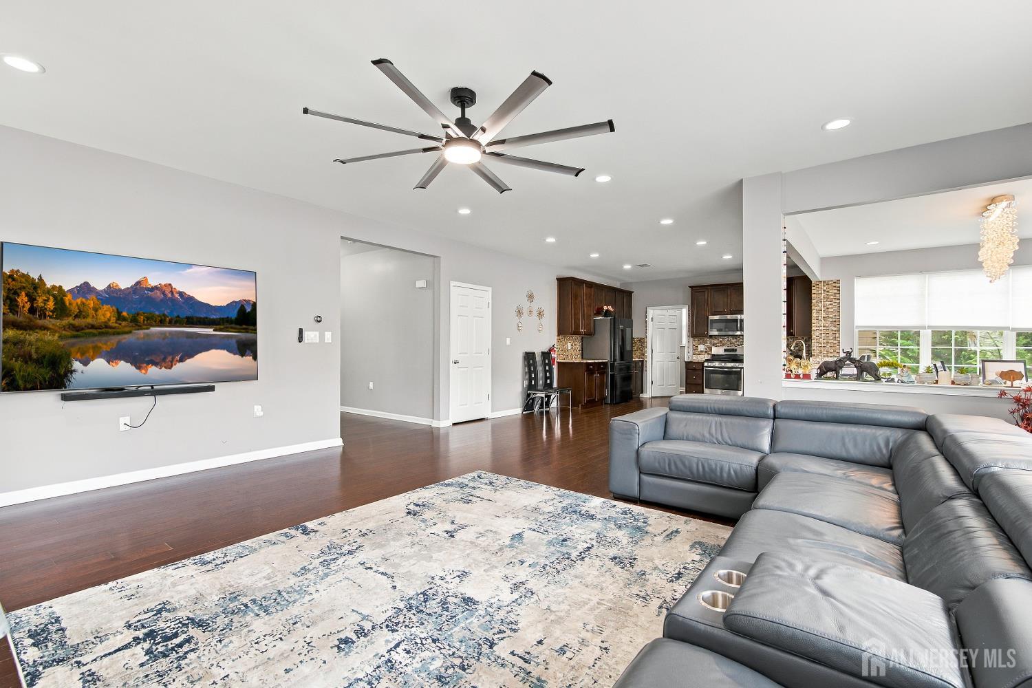 31 Saratoga Lane, Monroe, NJ, 08831 image 10