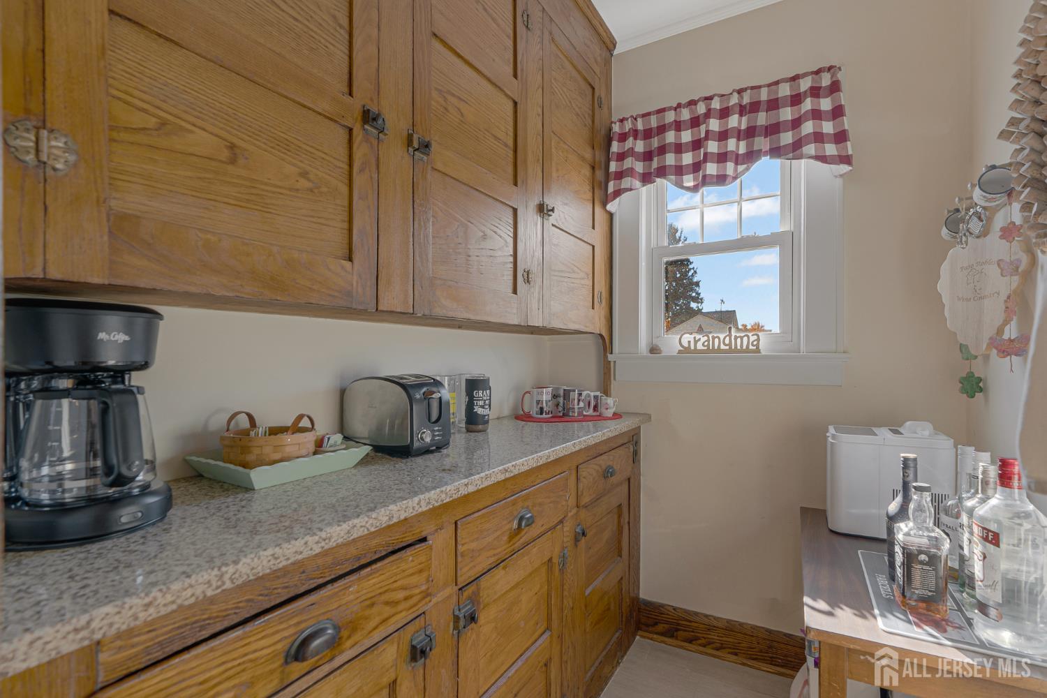206 Walnut Street, Middlesex, NJ, 08846 image 17
