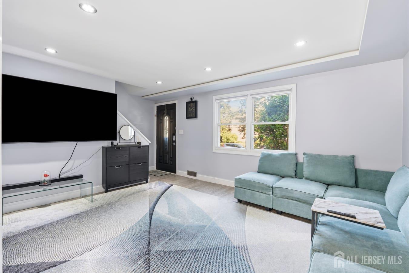 263 Newman Street Image 2