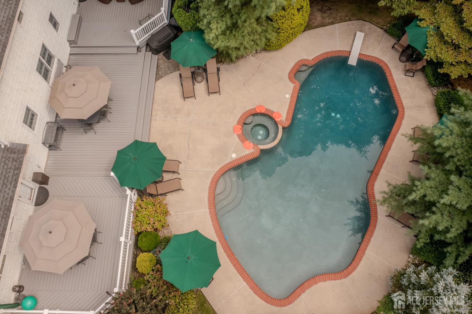 6 Burlington Lane, East Brunswick, NJ, 08816 image 77