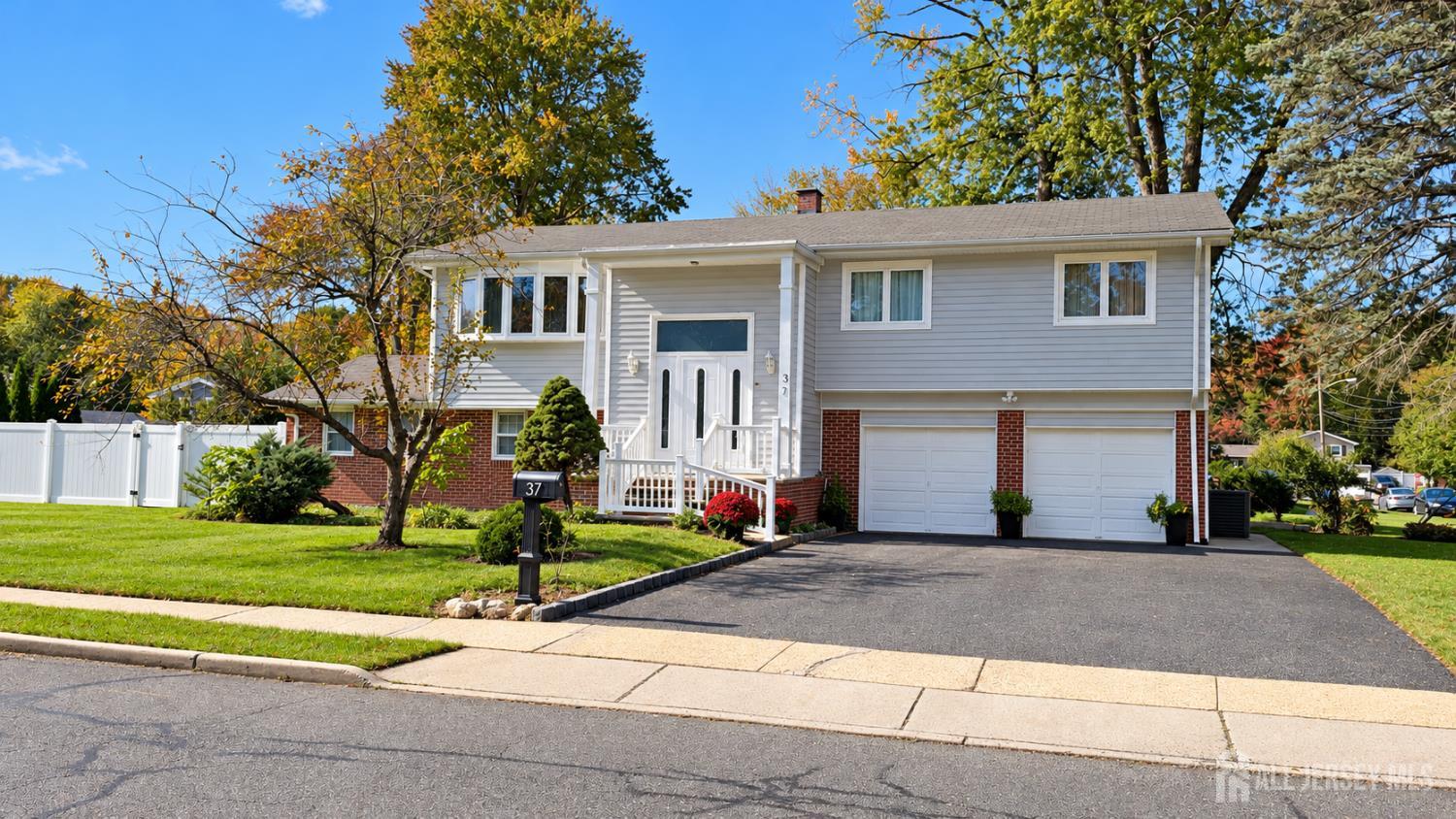 37 Valley Vale Drive, Old Bridge, NJ, 08857