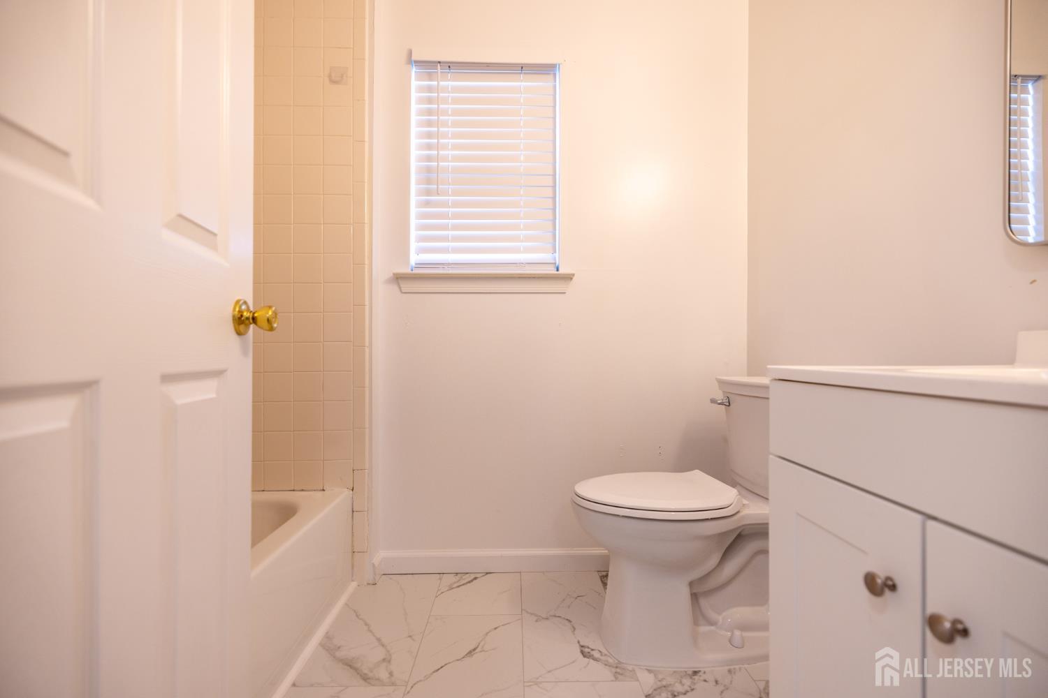 184 Bexley Lane, Middlesex, NJ, 08854 image 14