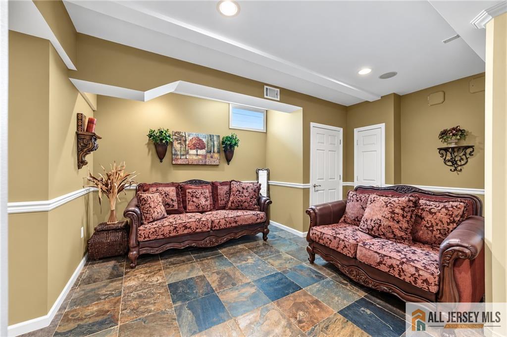 10 Treetops Drive, Monroe, NJ, 08831 image 28