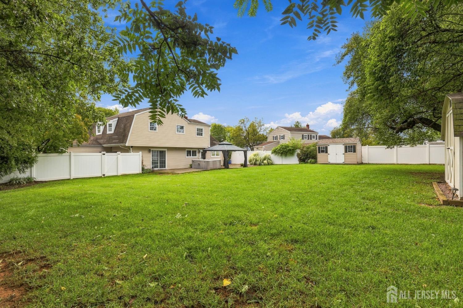 13 Nottingham Way, Hillsborough, NJ, 08844 image 38