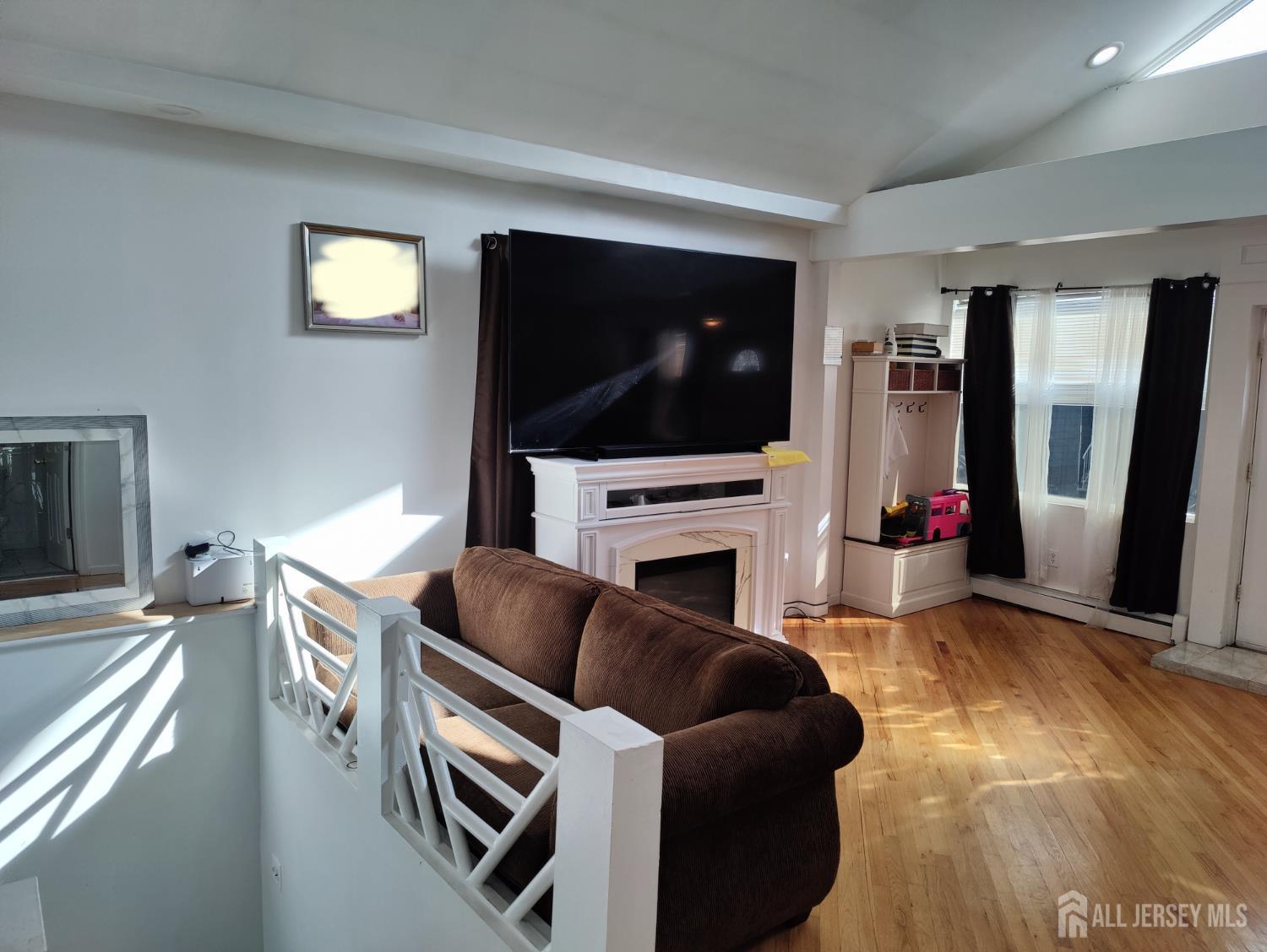 1512 41st Street Image 3