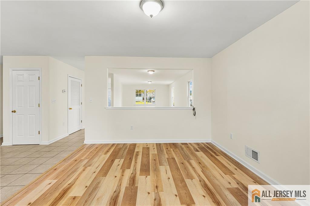 643 Drake Avenue, Middlesex, NJ, 08846 image 8