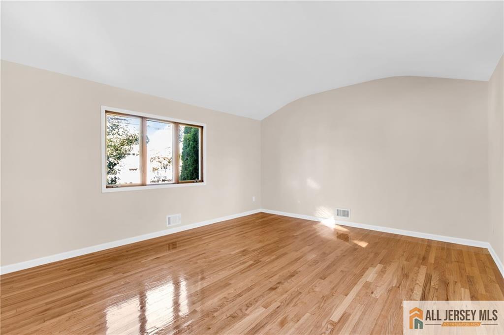 102 Avonridge Road, Raritan, NJ, 08869 image 11