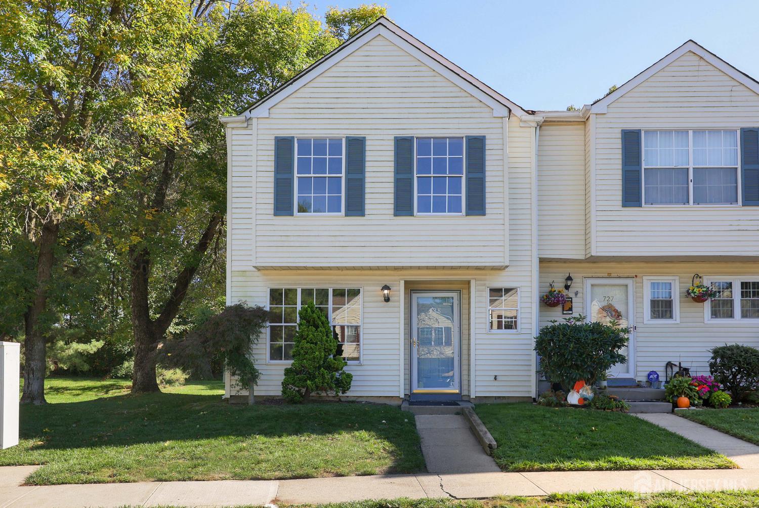 728 Darlington Drive Image 2