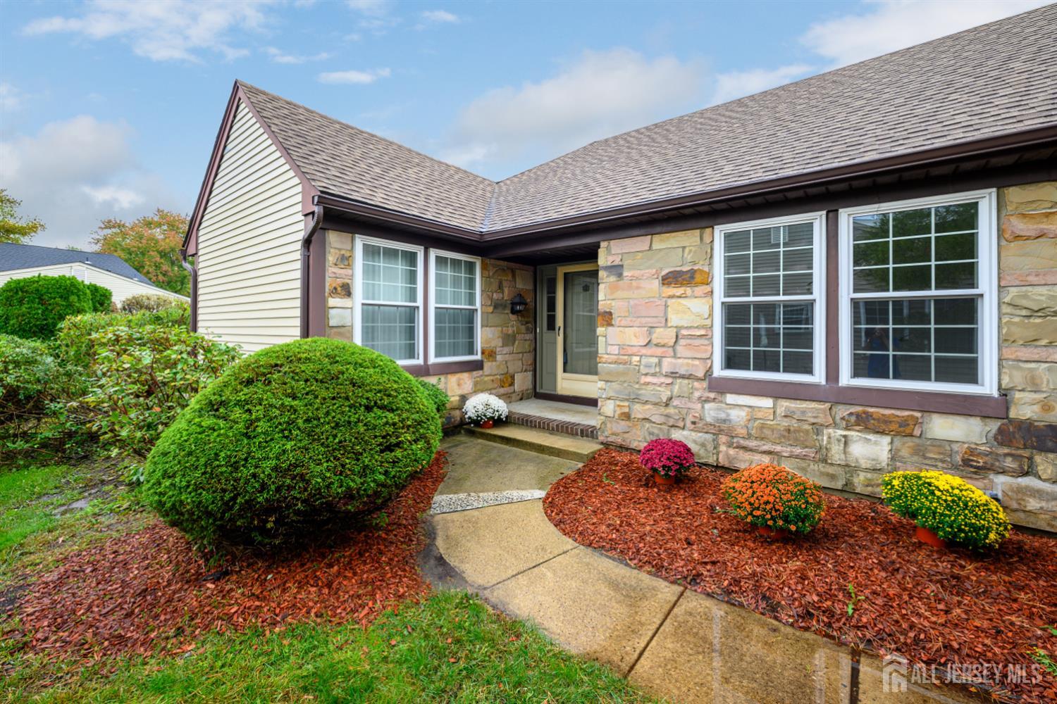13 Benjamin Franklin Drive, Monroe, NJ, 08831