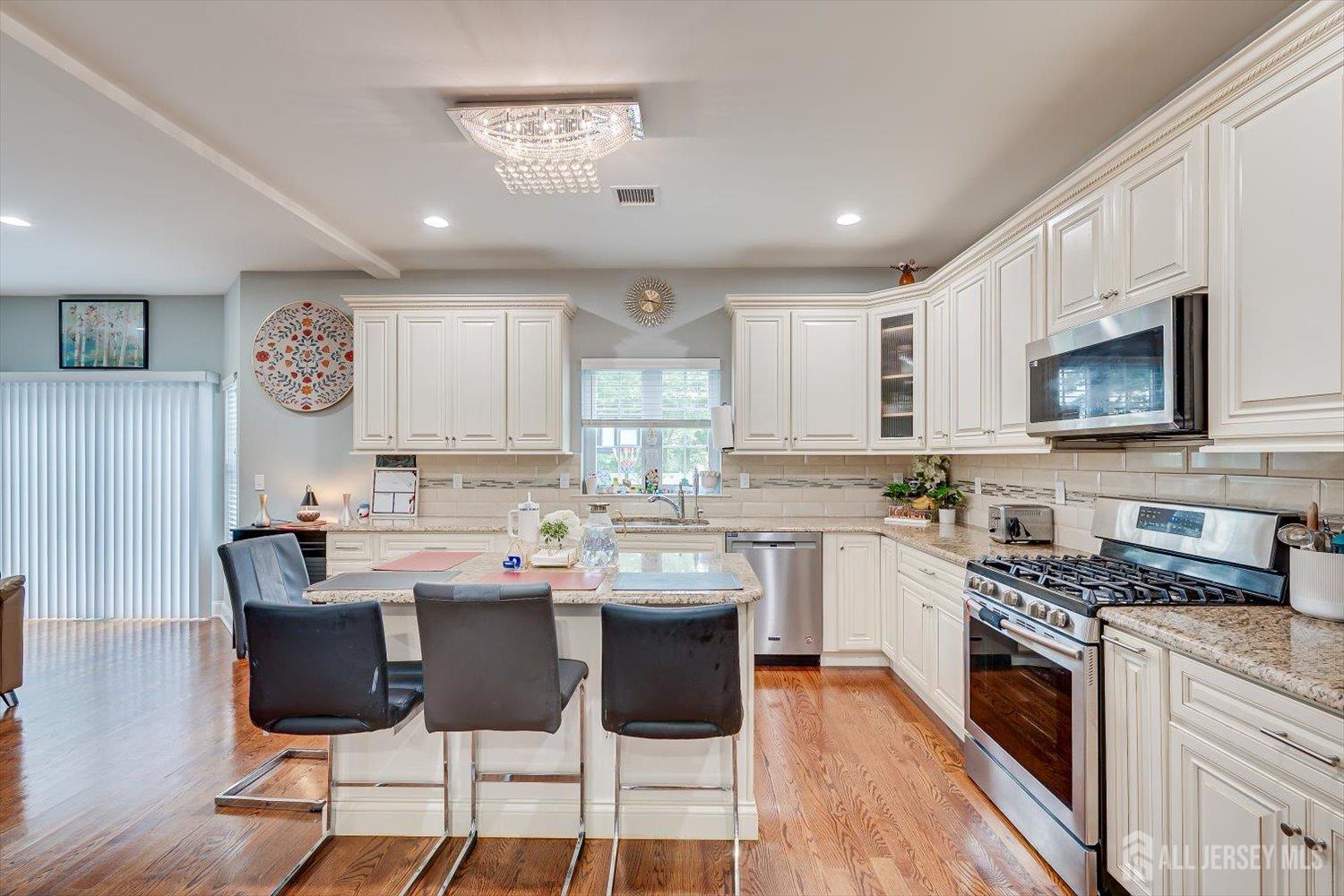 37 Wildwood Avenue, Fords, NJ, 08863 image 13