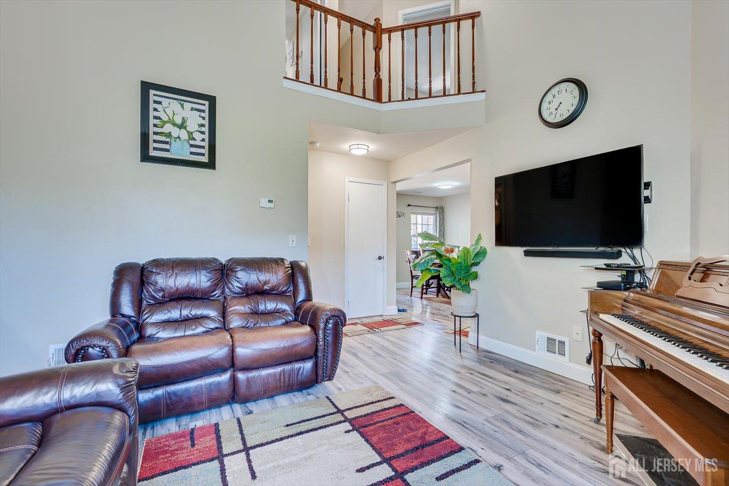 57 Renaissance Lane, New Brunswick, NJ, 08901 image 13