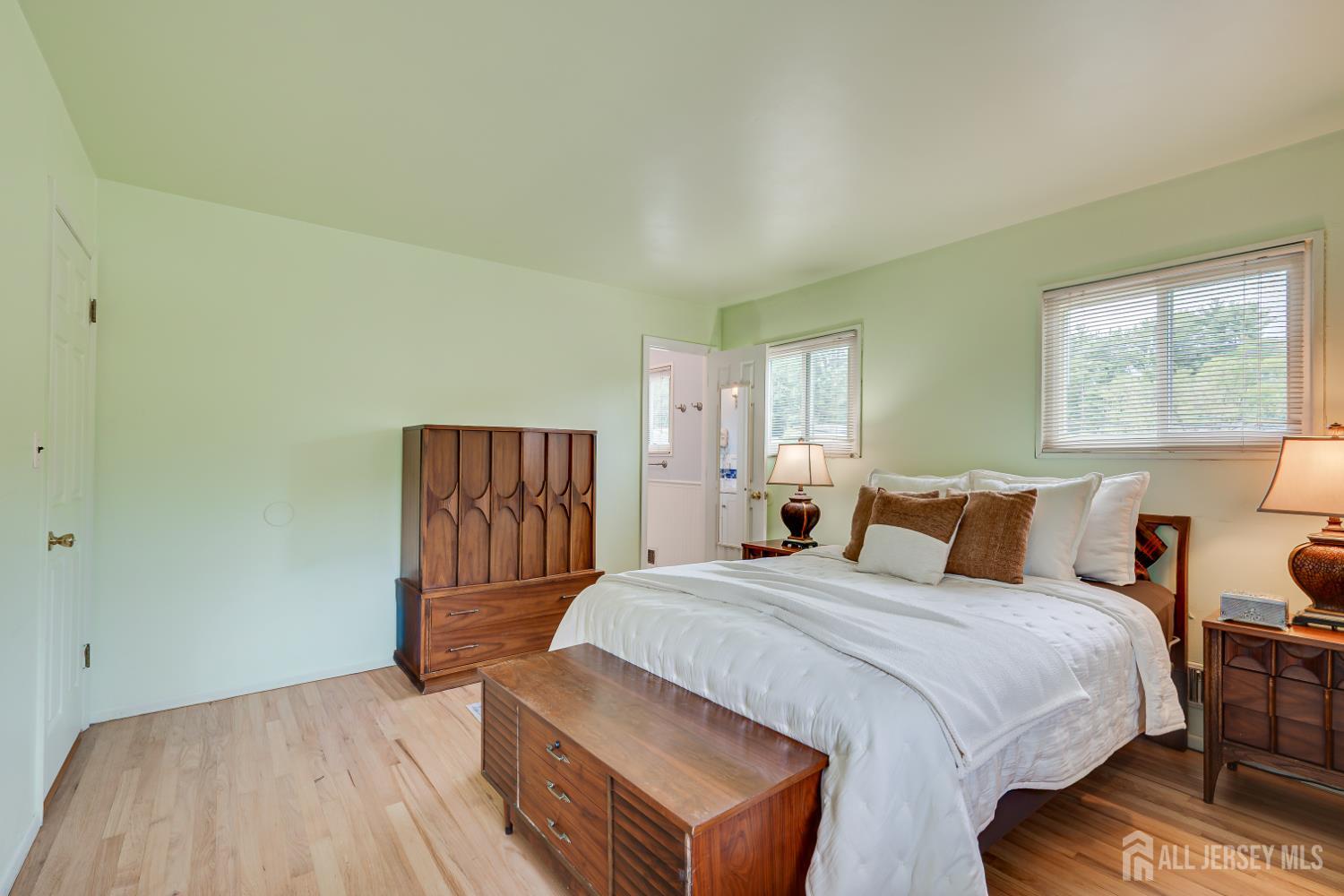 72 Stephenville Parkway, Edison, NJ, 08820 image 20