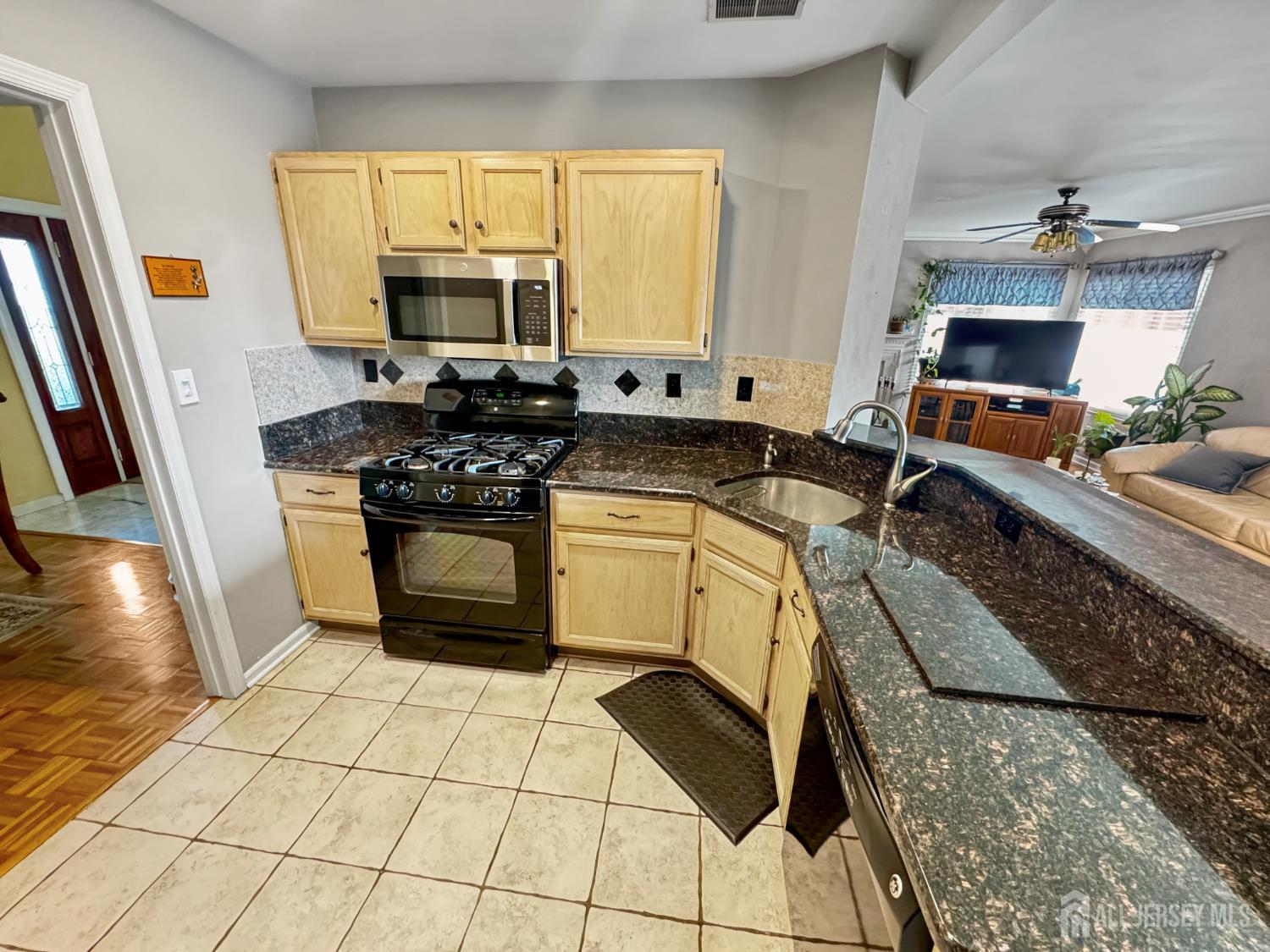 174 Buttonwood Drive, Piscataway, NJ, 08854 image 20
