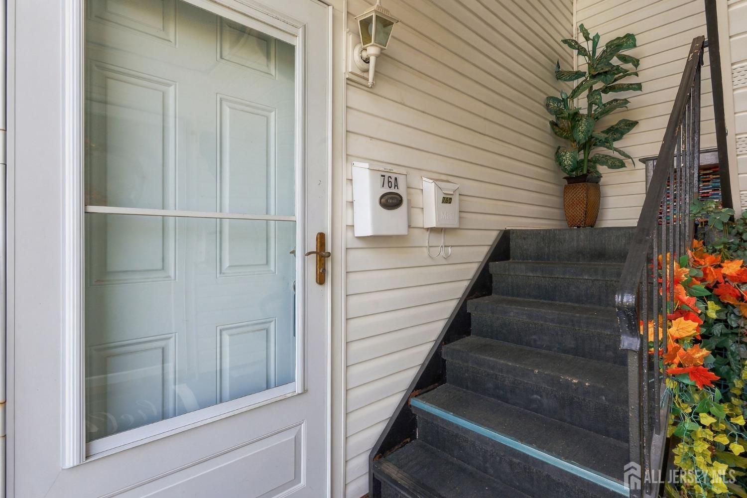76 Haven Drive A Image 2