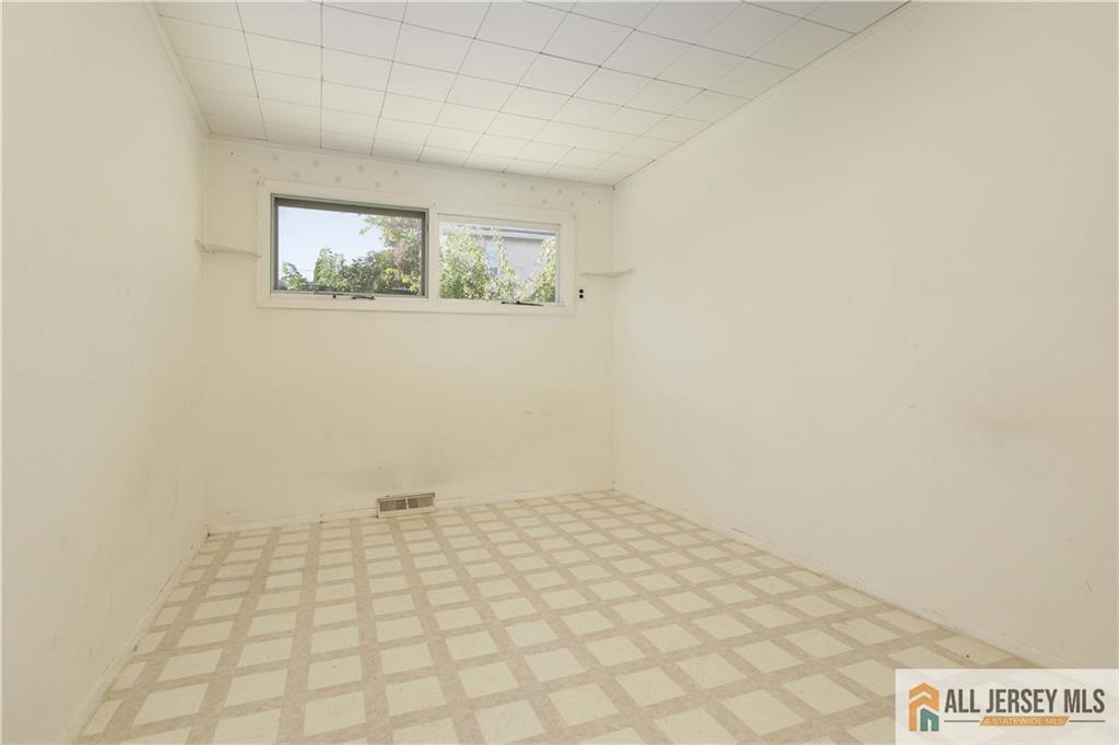 814 Forrest Avenue, South Amboy, NJ, 08879 image 29