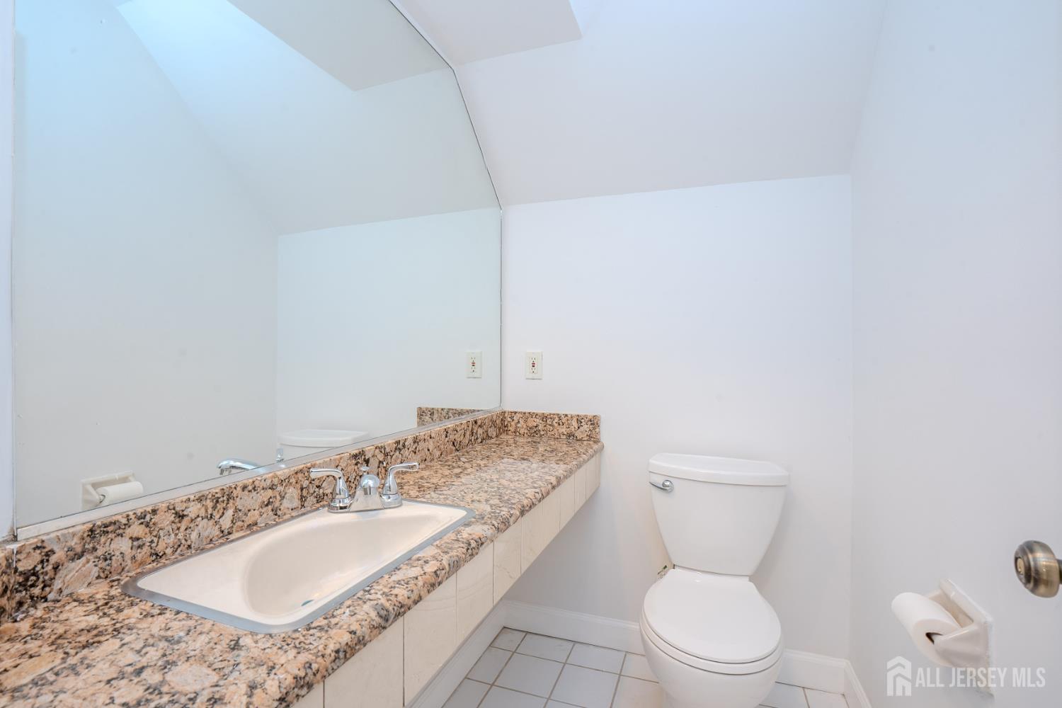 250 Crosspointe Drive, East Brunswick, NJ, 08816 image 23