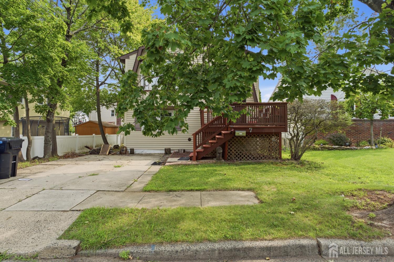 7 Exeter Street Image 3