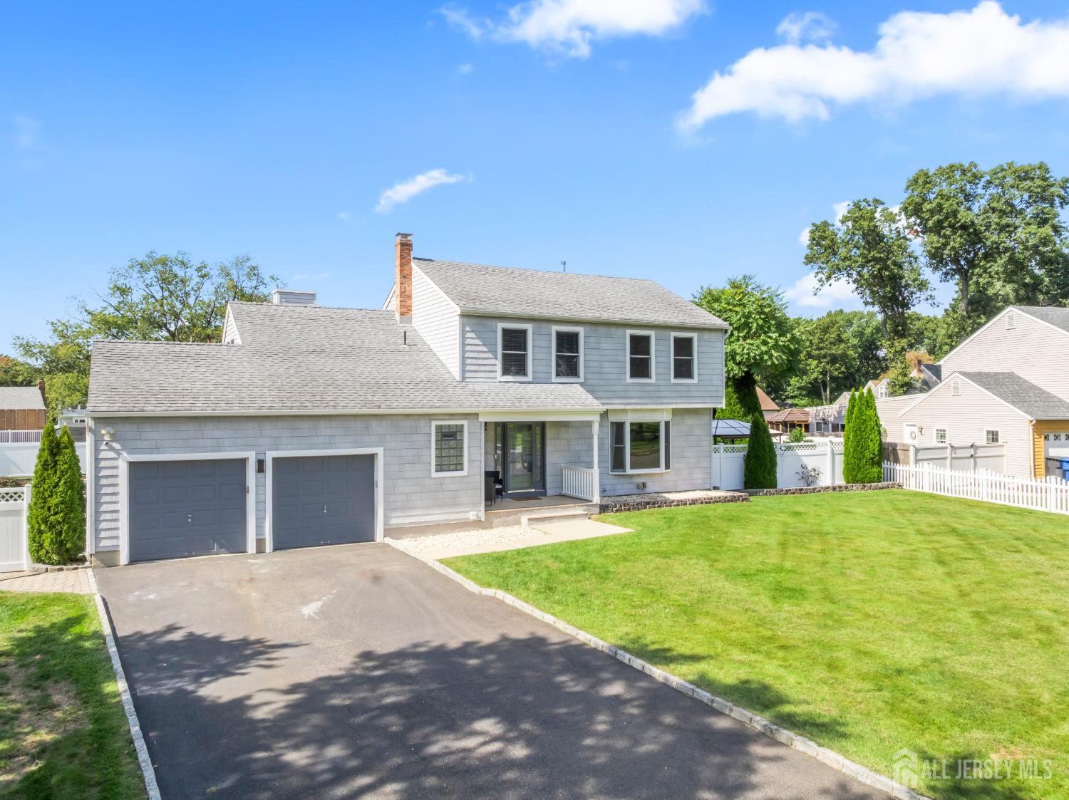 1594 Sea Island Drive Image 3